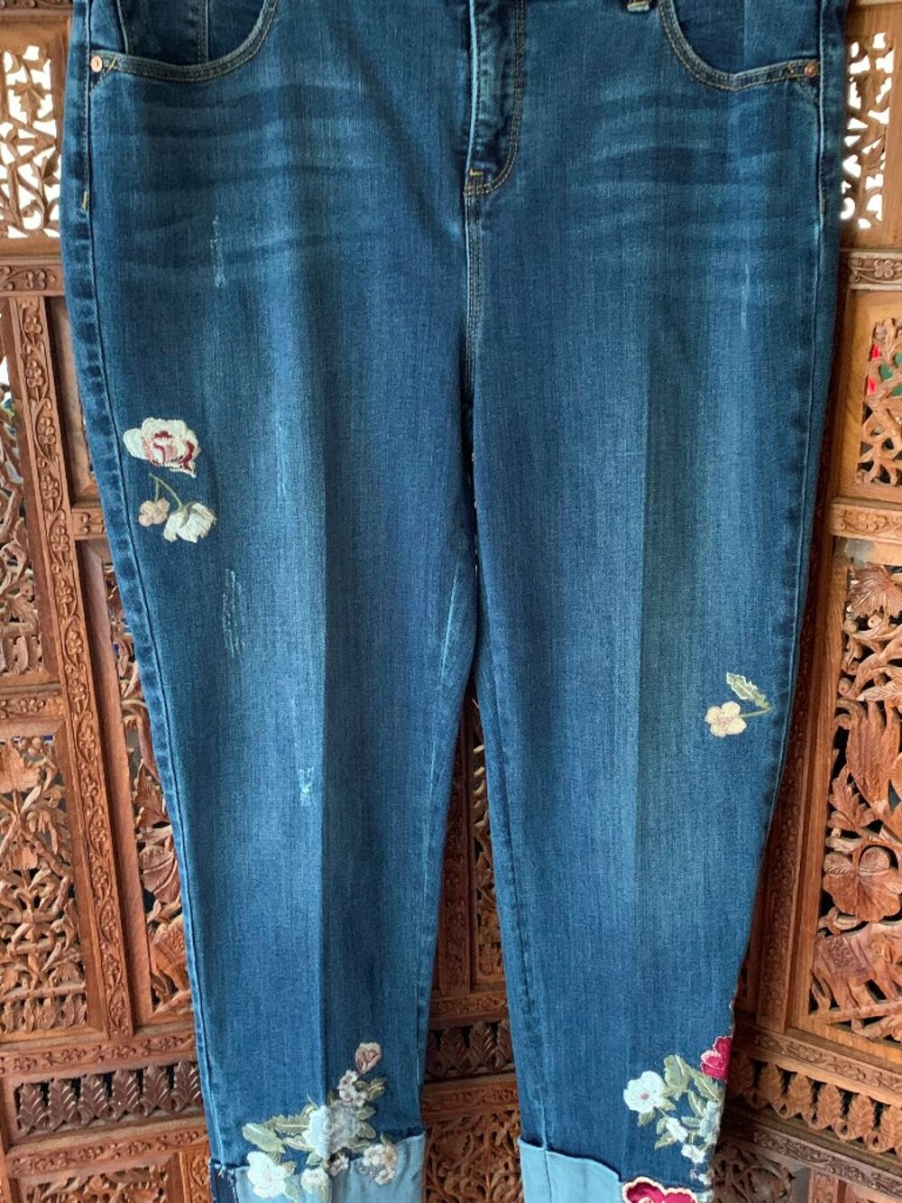 Chico's Embroidered Jeans, Chico 2